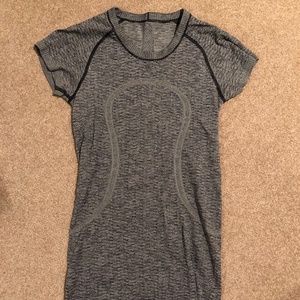 Lululemon Swiftly Tech Short Sleeve
